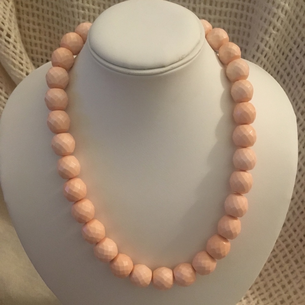 Pink Circle Bead Necklace
